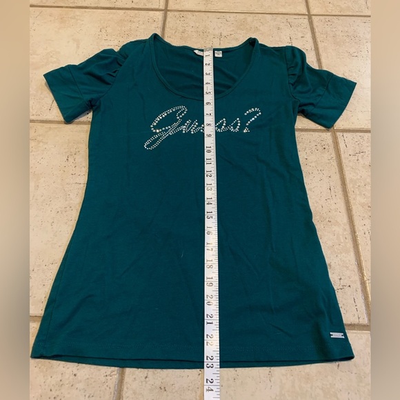 Y2K Vintage Guess Rhinestone Embellished T-Shirt Top - Dark Green M/M - Picture 6 of 6